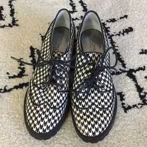 Michael Kors Edison Calf Oxfords